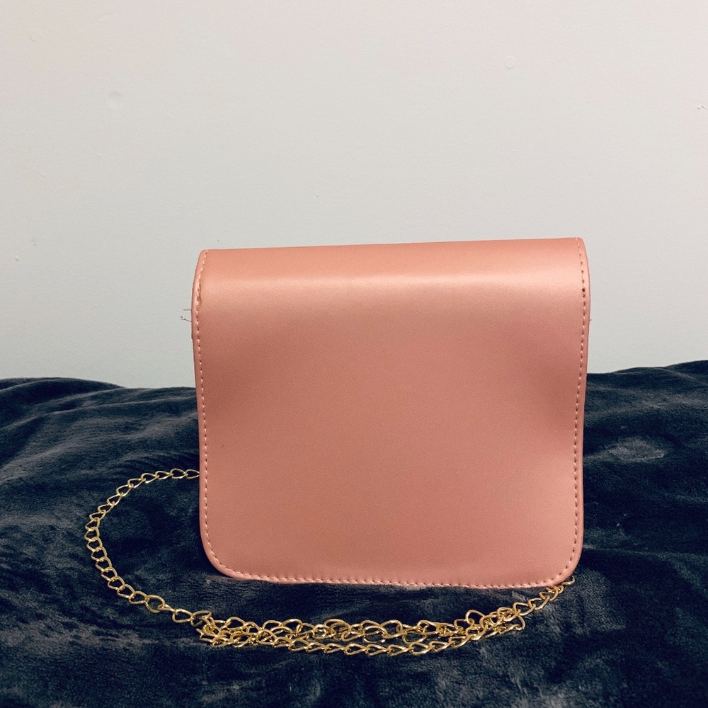Pink Purse - Picture 3 of 4